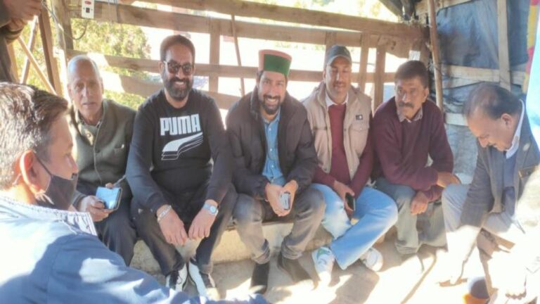 मुख्यमंत्री के समक्ष रखेंगे टैक्सी परमिट को बढ़ाने की मांग :- विनोद सुल्तानपुरी