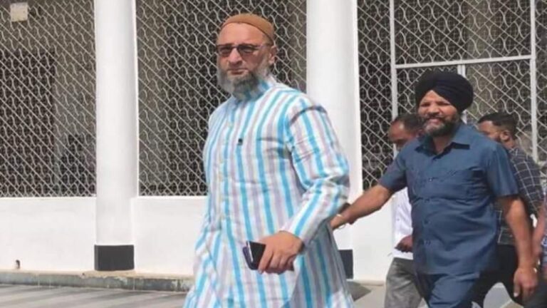 Asaduddin Owaisi 1