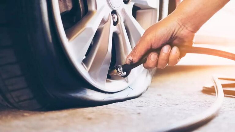 Car Puncture Repair Device