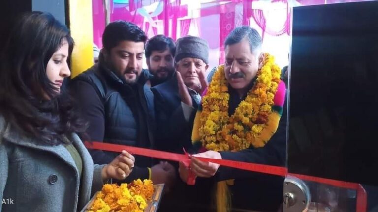 घुमारवीं में मनोरंजन की दुनियां में जुड़ा नया अध्याय, खुला पहला थियेटर