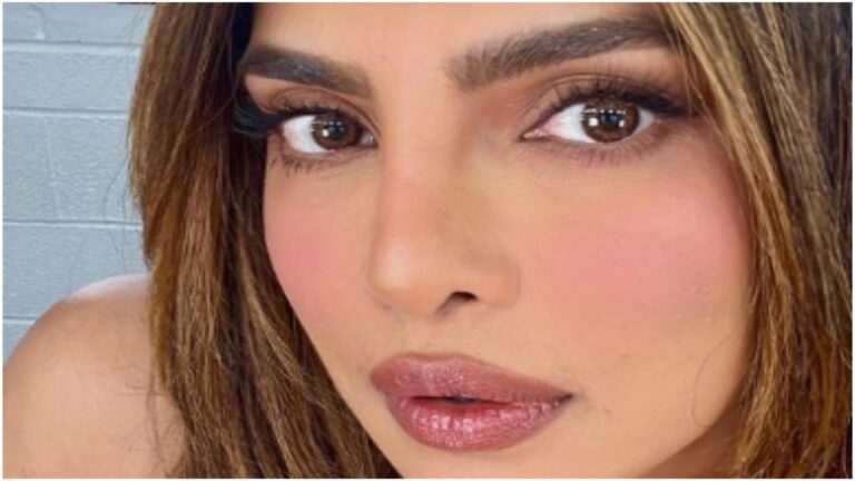 Priyanka Chopra Photommm