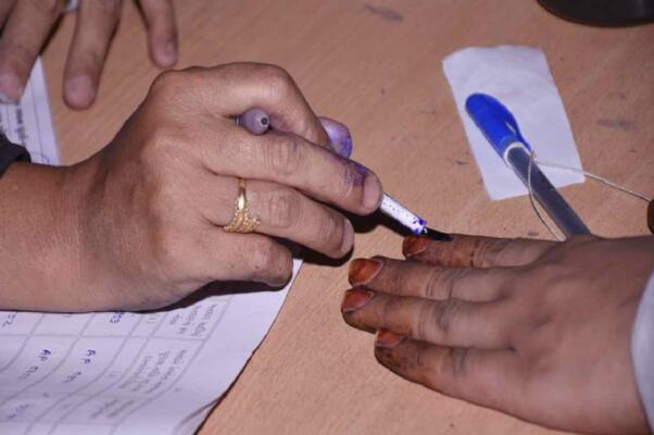 चुनाव स्थगित