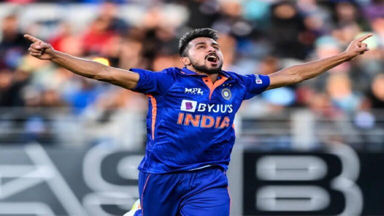 Pakistani Pacer Zaman Khan Challenges Umran Malik