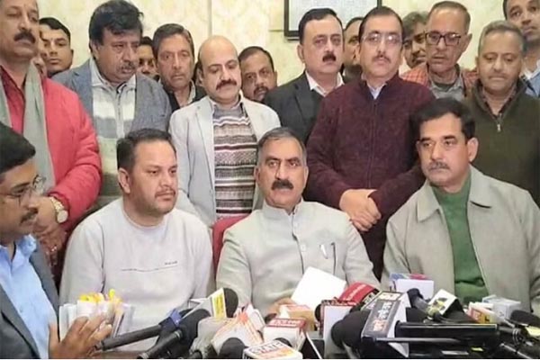 बड़ी ख़बर: अडानी ग्रुप और ट्रक ऑपरेटर्स के बीच मालभाड़े को लेकर चल रहा विवाद सुलझा