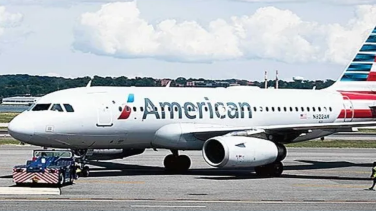 American Airlines Plane
