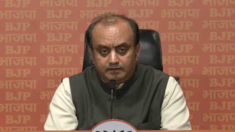 BJP Traget Congress Satyagraha