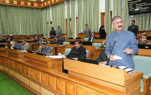 हिमाचल में शराब ठेकों के आवंटन से 2,800 करोड़ राजस्व आने का अनुमान