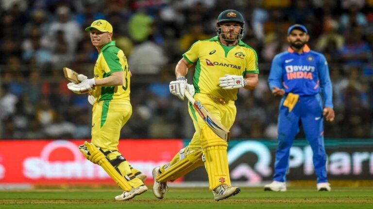 IND Vs AUS 1st ODI David Warner