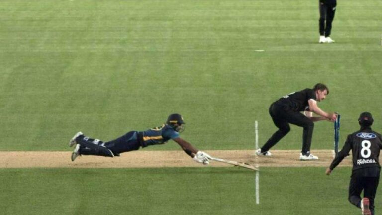 New Zealand Sri Lanka 1st ODI Strange Run Out