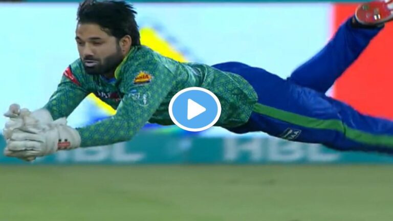PSL 2023 Mohammad Rizwan Catch1