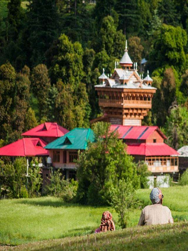 प्रेमी युगलों के लिए सबसे सुरक्षित माना जाता है हिमाचल का शंगचूल महादेव मंदिर