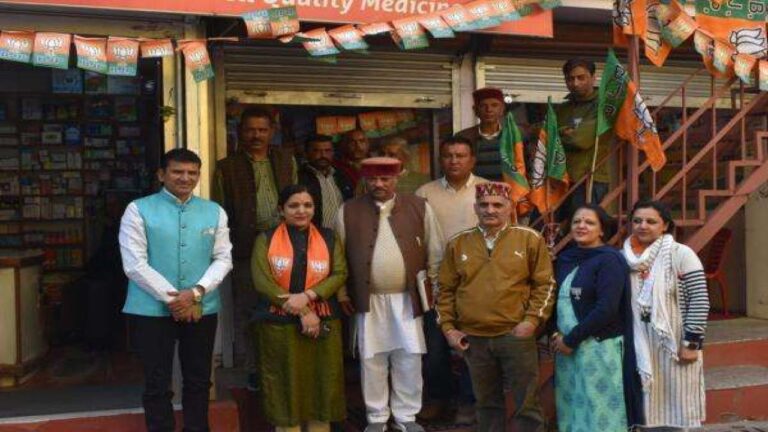 झूठी कांग्रेस का पाप का घड़ा भर गया है :- सुखराम