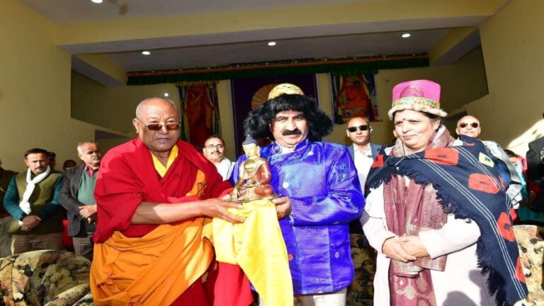 प्रदेश सरकार स्पिति घाटी में सौर परियोजनाएं स्थापित करने के लिए प्रयत्नशील: मुख्यमंत्री