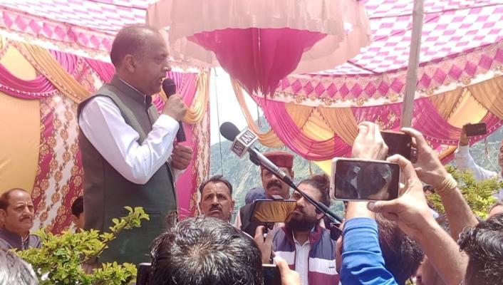 सलूणी हत्याकाण्ड: नेता प्रतिपक्ष के नेतृत्व में मृतक मनोहर के परिजनों से मिलने जा रहे भाजपा के प्रतिनिधि दल को पुलिस ने रोका