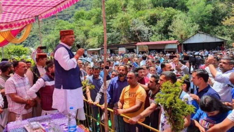 प्रशासन ने भाजपा नेताओं को मृतक के घर जाने से रोका, बिंदल बोले- कल 12 जिलों में करेंगे धरना प्रदर्शन