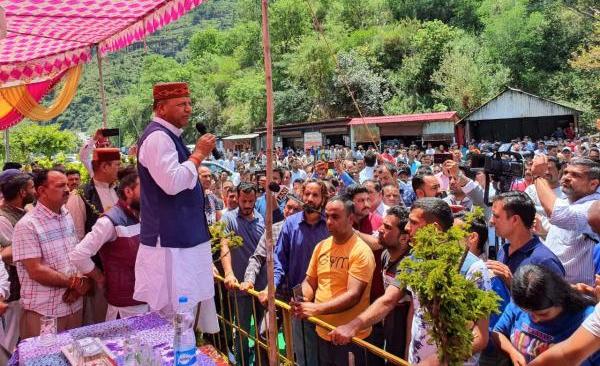 प्रशासन ने भाजपा नेताओं को मृतक के घर जाने से रोका, बिंदल बोले- कल 12 जिलों में करेंगे धरना प्रदर्शन