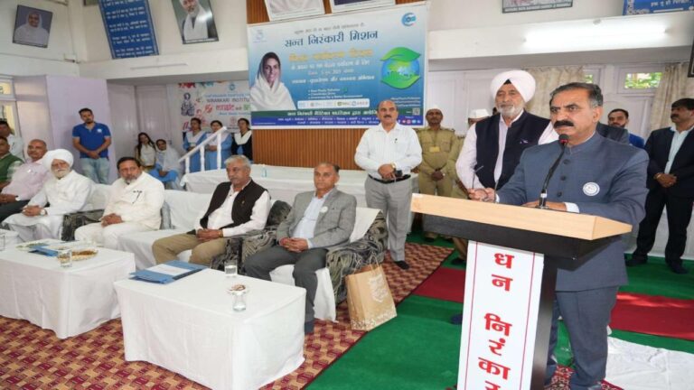 समाज कल्याण में संत निरंकारी मिशन की अहम भूमिका: मुख्यमंत्री