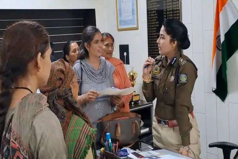 तनुजा केस में ग्रामीणों ने आत्महत्या नहीं हत्या का मामला दर्ज करने की उठाई मांग