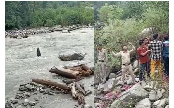 चंबा: रावी नदी में फंसें 2 लोगों का सफल रेस्क्यू