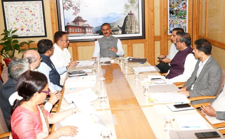 CM directs to ensure execution of flagship schemes and announcements