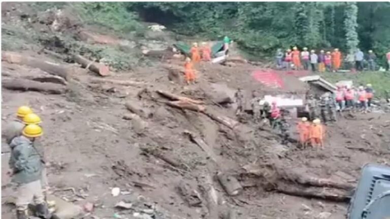 शिमला: समरहिल में दुसरे दिन मलबे से निकाले गए छात्र समेत तीन के शव, 11 की मौत, तलाशी अभियान जारी