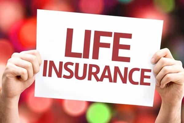 Life Insurance: आपकी सुरक्षा की गारंटी और परिवार के लिए सही चुनौती