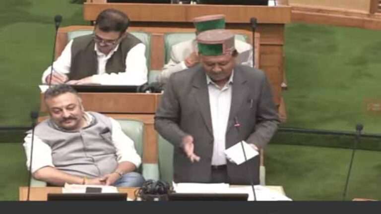 Himachal news: जगत सिंह नेगी ने पीएम मोदी पर साधा निशाना,कहा-पकवानों और पहनावे की तारीफ करने वाले आपदा में अपना घर भूले