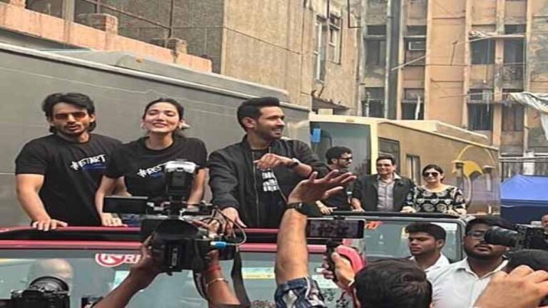 मुखर्जी नगर में 12वीं फेल टीम ने एक बार फिर दर्ज कराई अपनी मौजूदगी, दिल जीतते हुए किया फिल्म का प्रमोशन