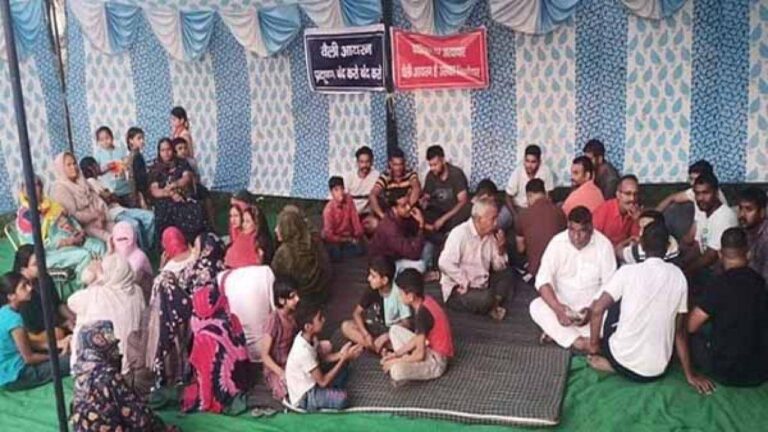 Sirmour News: स्टील फैक्ट्री से निकल रहे प्रदूषण के विरोध में प्रदर्शन 20वें दिन आमरण अनशन में बदला
