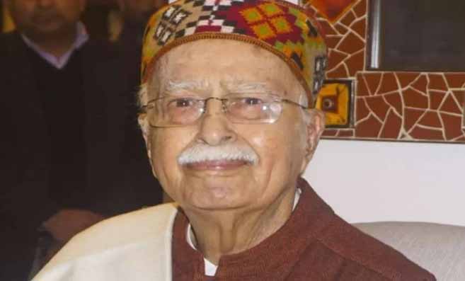बीजेपी नेता लाल कृष्ण आडवाणी को अस्पताल से मिली छुट्टी