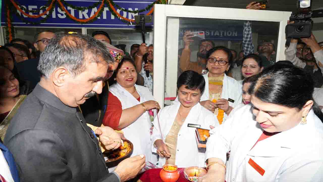 Himachal: मुख्यमंत्री ने आईजीएमसी शिमला में ट्रॉमा सेंटर का किया लोकार्पण