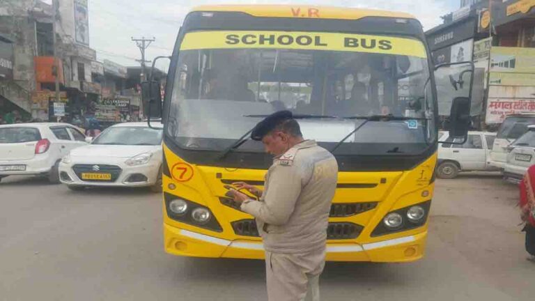 Baddi News: बद्दी पुलिस ने स्कूल बस चालकों पर कसा शिकंजा..!