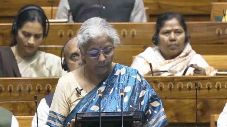 Income Tax Bill 2025 India’s Economic Survey 2025: वित्त मंत्री निर्मला सीतारमण आज पेश करेंगी आर्थिक सर्वेक्षण