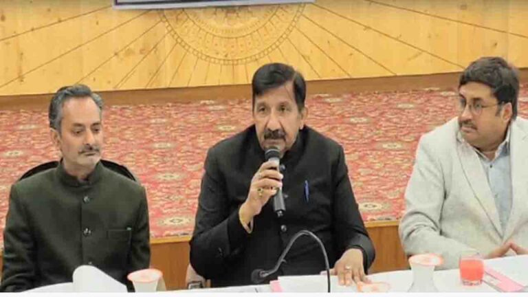 Himachal: एचआरटीसी के बेड़े में जल्द शामिल होंगी 700 नई बसें, 600 करोड़ रुपये की लागत से होगी खरीद.!