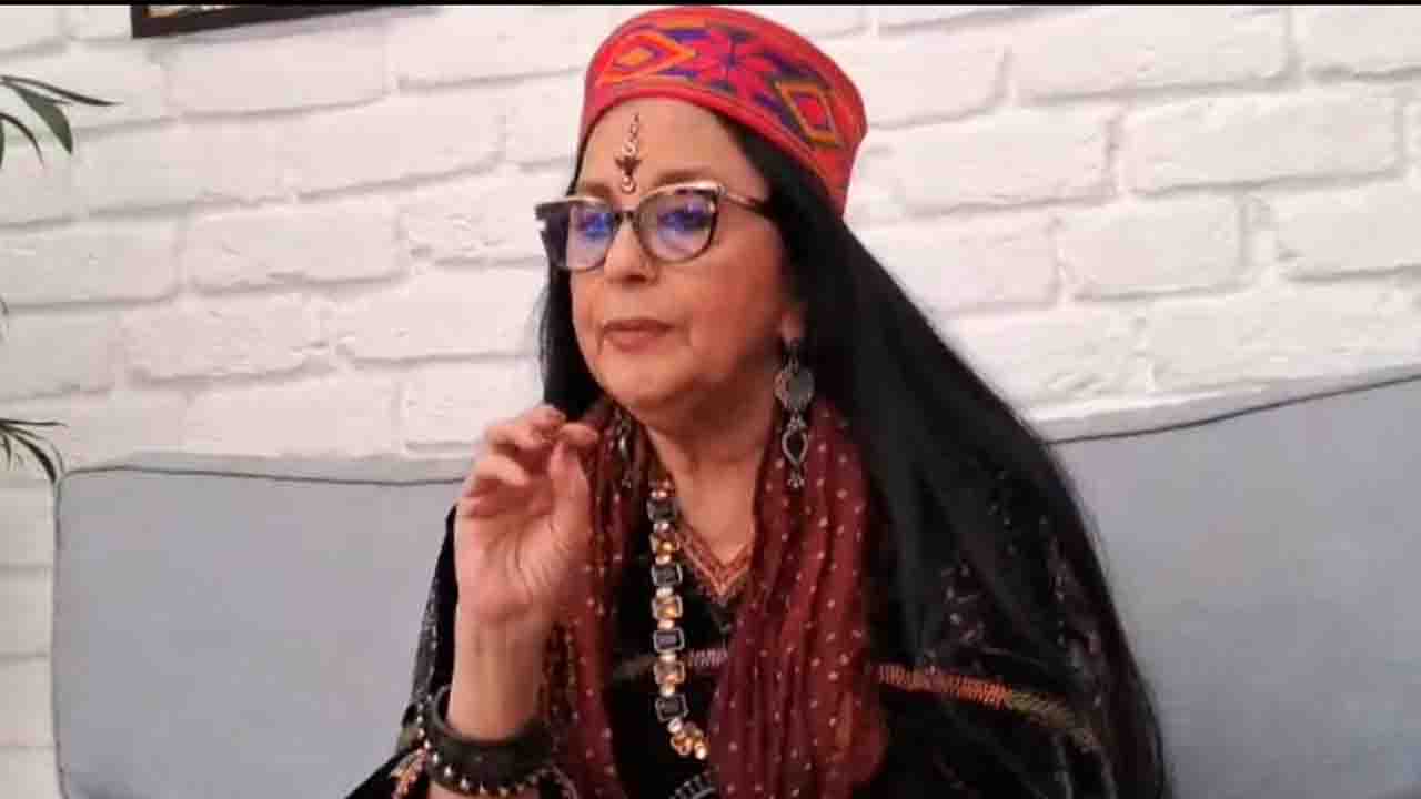 Shoolini Litfest 2025 में इला अरुण ने साझा किए अपने अनुभव, लोक संस्कृति के महत्व पर डाली रोशनी..!