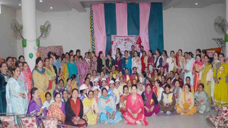 Sirmour News: ना अबला हूं ना बेचारी हूं मैं आज के युग की नारी हूं..!