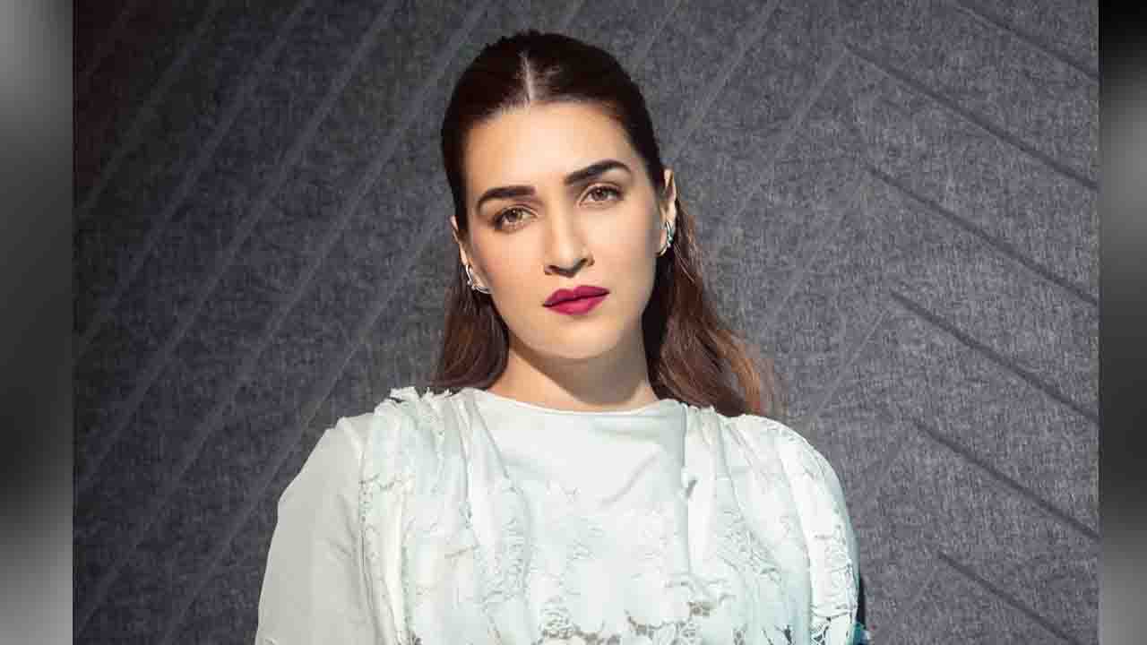 तेरे इश्क में’ से लेकर बिग ब्लॉकबस्टर्स तक: Kriti Sanon की दमदार लाइनअप बॉलीवुड में मचाएगी धमाल!