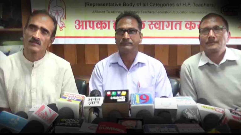 State Teachers Association: शिमला में नरोत्तम वर्मा ने उठाई शिक्षकों के महंगाई भत्ते, एरियर और पदोन्नति की मांग..!