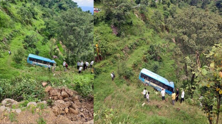 HRTC Bus Accident: HRTC बस खाई में गिरी, 20 से 25 लोगों के घायल