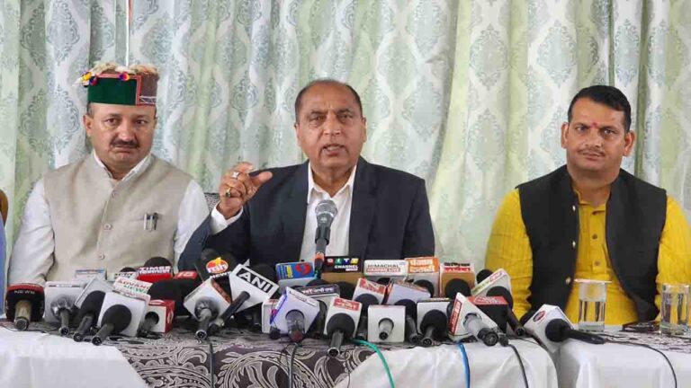 Shimla: पूर्व सीएम जयराम का सुक्खू सरकार पर आरोप, आपदा को लेकर गंभीर नहीं सरकार