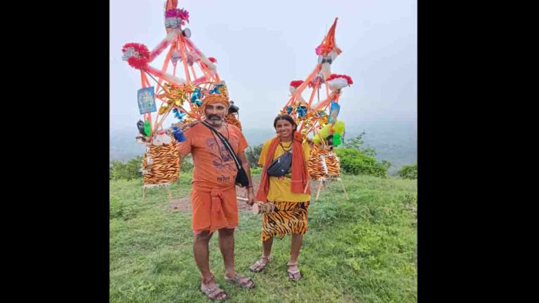 Mandi News: कृतिका ने गौमुख से सुंदरनगर तक कांवड़ यात्रा पूरी कर पेश की आस्था और साहस की मिसाल