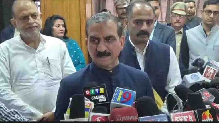 Himachal News: सुक्खू का कड़ा रुख- सहन नही होगा तिरंगे का अपमान, नशाखोरी और आपदा राहत पर फोकस, राज्यपाल की टिप्पणी पर नाराजगी