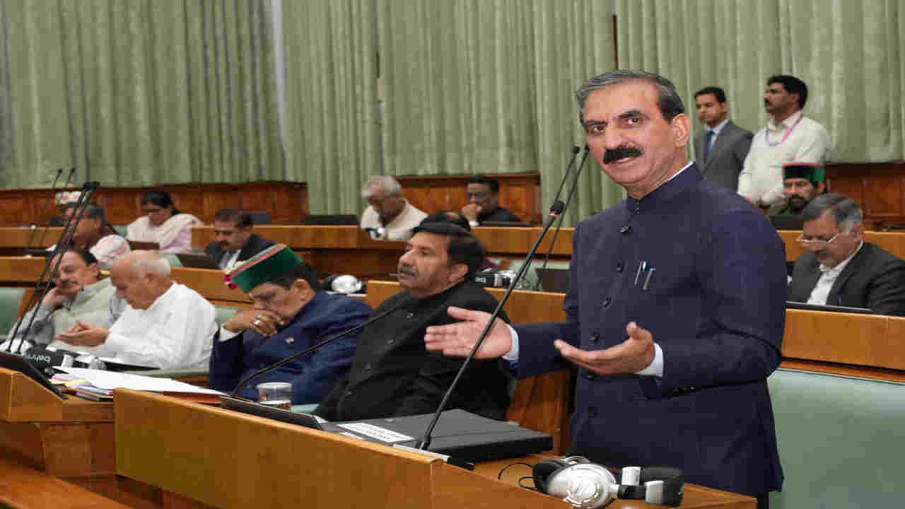 Himachal: CM Sukhu said this on cancelling the FIR against those who insulted the tricolor in Thunag