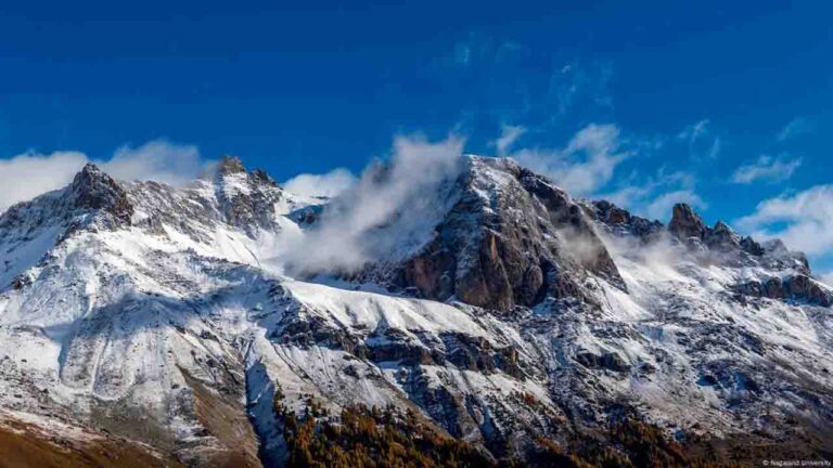 Climate Change: हिमालय की ग्लेशियर झीलों से बाढ़ का खतरा, नई रिसर्च से समाधान की उम्मीद