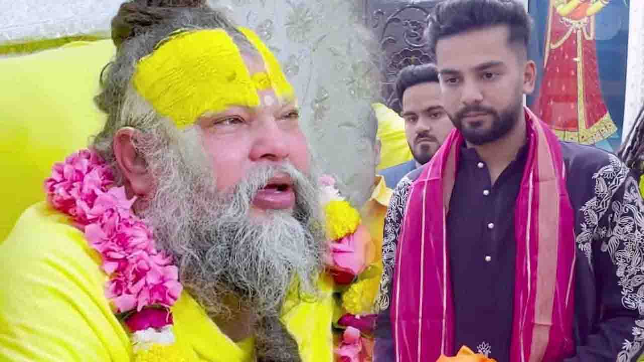 Elvish Yadav Meet Premanand Ji Maharaj: वृंदावन में प्रेमानंद जी महाराज से मिले एल्विश यादव, 10 हजार बार नाम जप करने की मिली सलाह