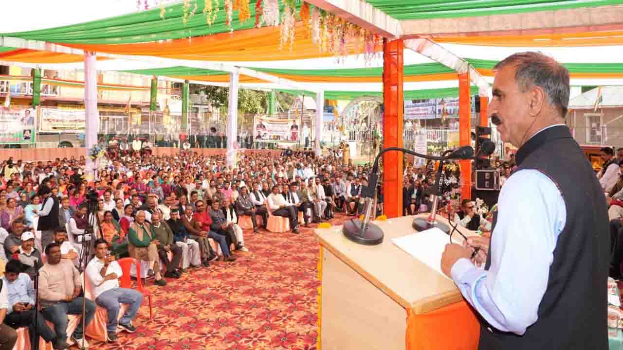 Himachal News: सीएम सुक्खू बोले - सीबीएसई स्कूलों के अध्यापकों का बनेगा अलग कैडर