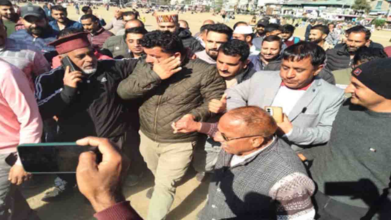 MLA Hansraj Bail: चुराह विधायक हंसराज को POCSO मामले में जमानत, न्यायालय से भावुक होकर निकले-आरोपों से इनकार..!