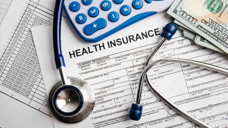 Health Insurance Premiums Steady: सरकार का बड़ा कदम- अगले साल नहीं बढ़ेंगे हॉस्पिटल चार्ज, स्वास्थ्य बीमा प्रीमियम होंगे स्थिर