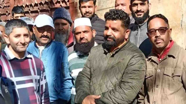 MLA Hansraj Bail: चुराह विधायक हंसराज को POCSO मामले में जमानत, न्यायालय से भावुक होकर निकले-आरोपों से इनकार..!