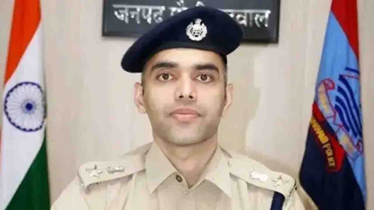 Uttarakhand News: उत्तराखंड के पूर्व आईपीएस अधिकारी पर दोष सिद्ध, RTI कार्यकर्ता के साथ मारपीट और दुर्व्यवहार का था मामला